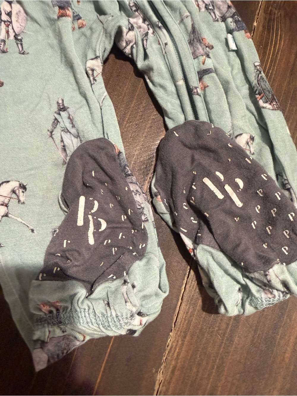 Posh Peanut Bamboo Zippy Wallace knight and horse Size 12/18 Month - Picture 3 of 4